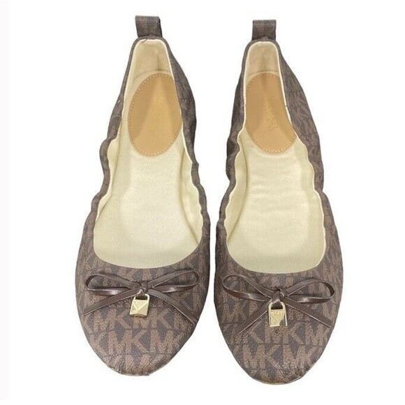 Michael Kors Juliette Brown Logo All Over Vegan Chic Ballet Slip On Flats 9 NEW - Picture 1 of 10